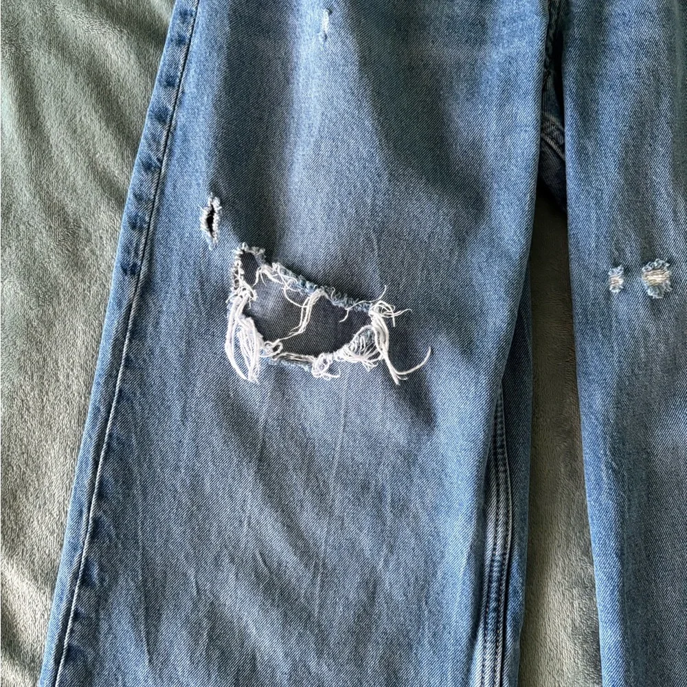 H&M Blue Distressed Wide Leg Jeans - Picture 12 of 16